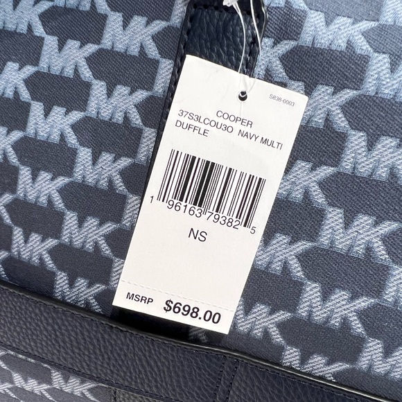 Michael Kors Cooper Duffle Weekender Bag - Navy Multi NWT - Picture 4 of 7